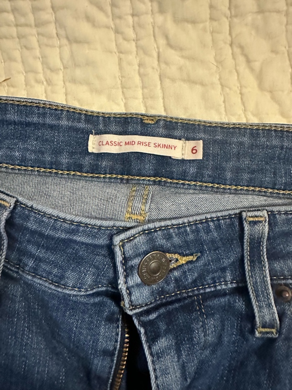 Levi's Blue Classic Mid-Rise Skinny Jeans 6 long - Picture 5 of 8
